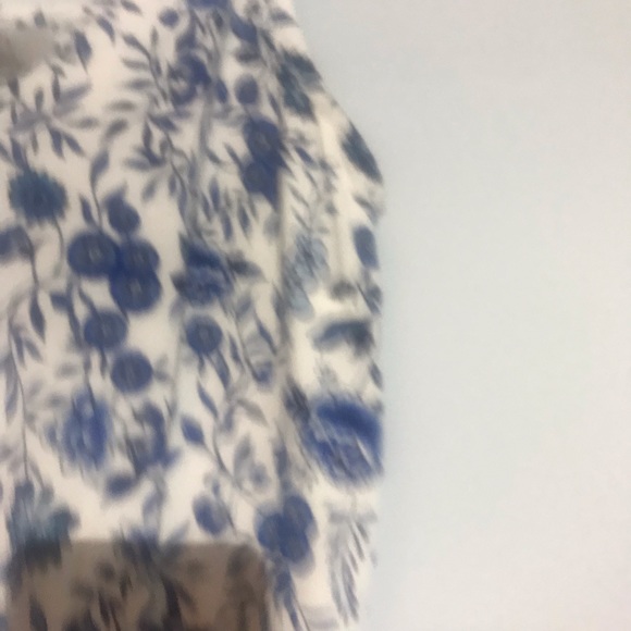 Blue Floral Romper. Size 4 - Picture 5 of 13